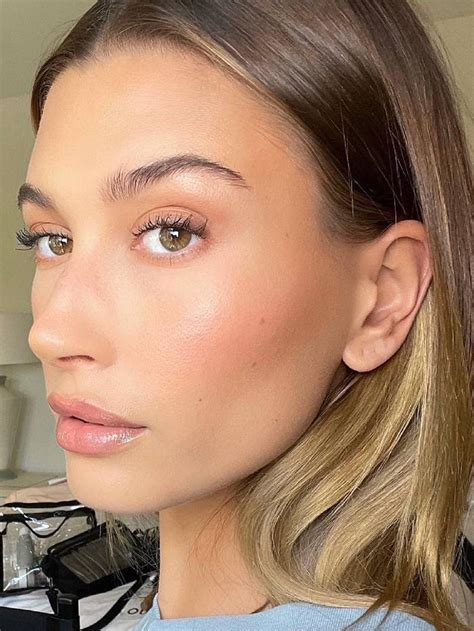 hailey bieber makeup